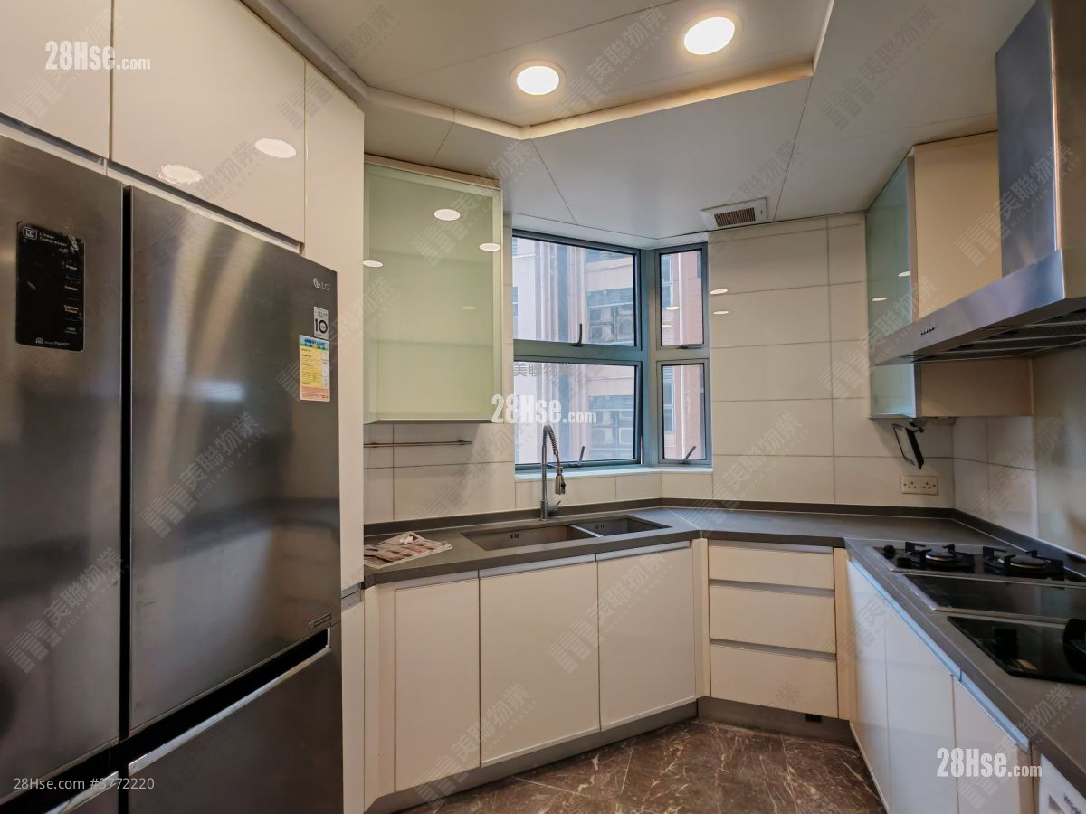 御龙山 售盘 4 房 , 4 浴室 1,444 平方尺