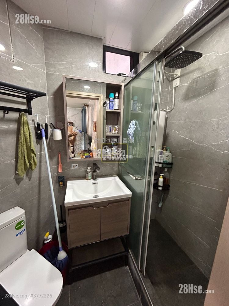 Chuk Yuen (North) Estate Sell 2 Bedrooms , 1 Bathroom 443 ft²