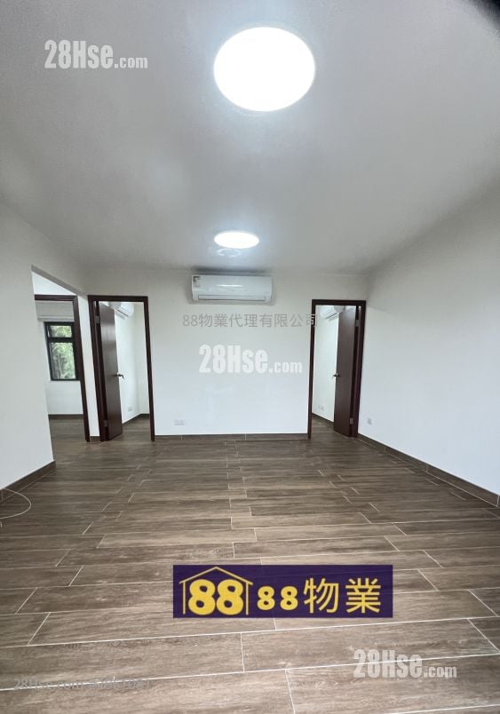 村屋 租盘 3 房 , 1 浴室 700 平方尺