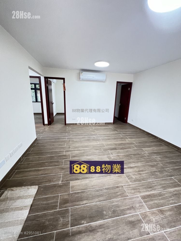 村屋 租盘 3 房 , 1 浴室 700 平方尺