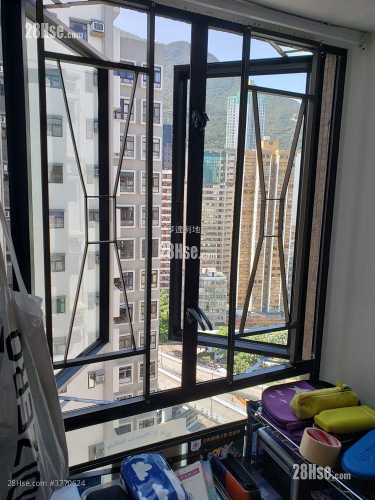 Perfect Mount Gardens Sell 2 Bedrooms , 1 Bathroom 450 ft²