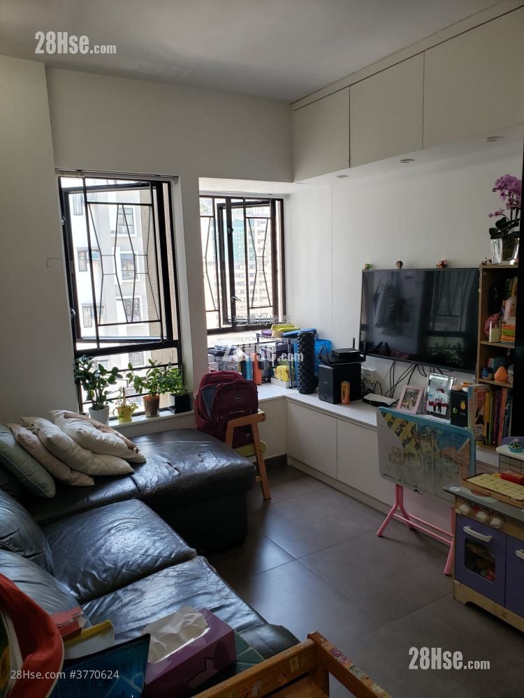 Perfect Mount Gardens Sell 2 Bedrooms , 1 Bathroom 450 ft²