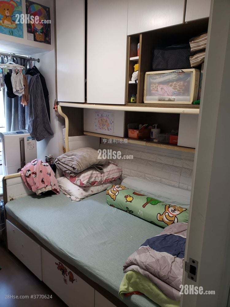 Perfect Mount Gardens Sell 2 Bedrooms , 1 Bathroom 450 ft²