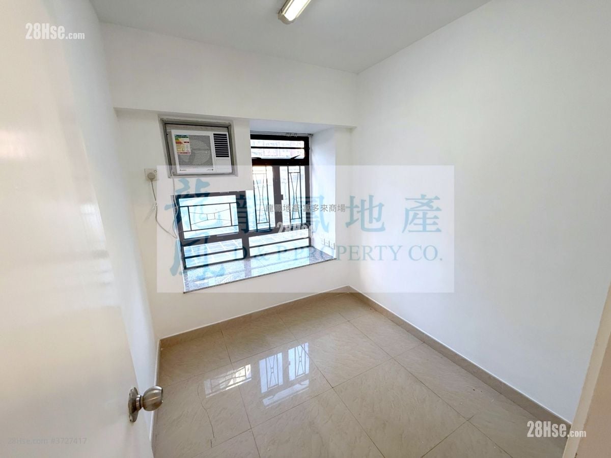 荣富大厦 售盘 3 房 , 1 浴室 373 平方尺