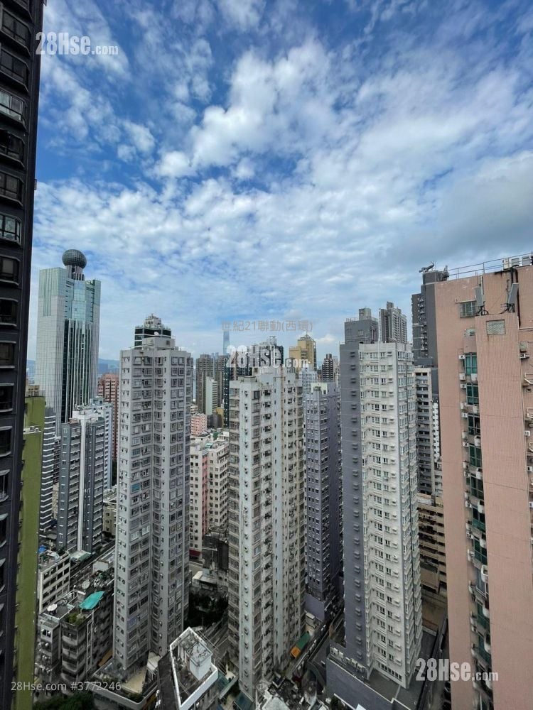 Wing Sing Court Sell 2 Bedrooms , 1 Bathroom 327 ft²