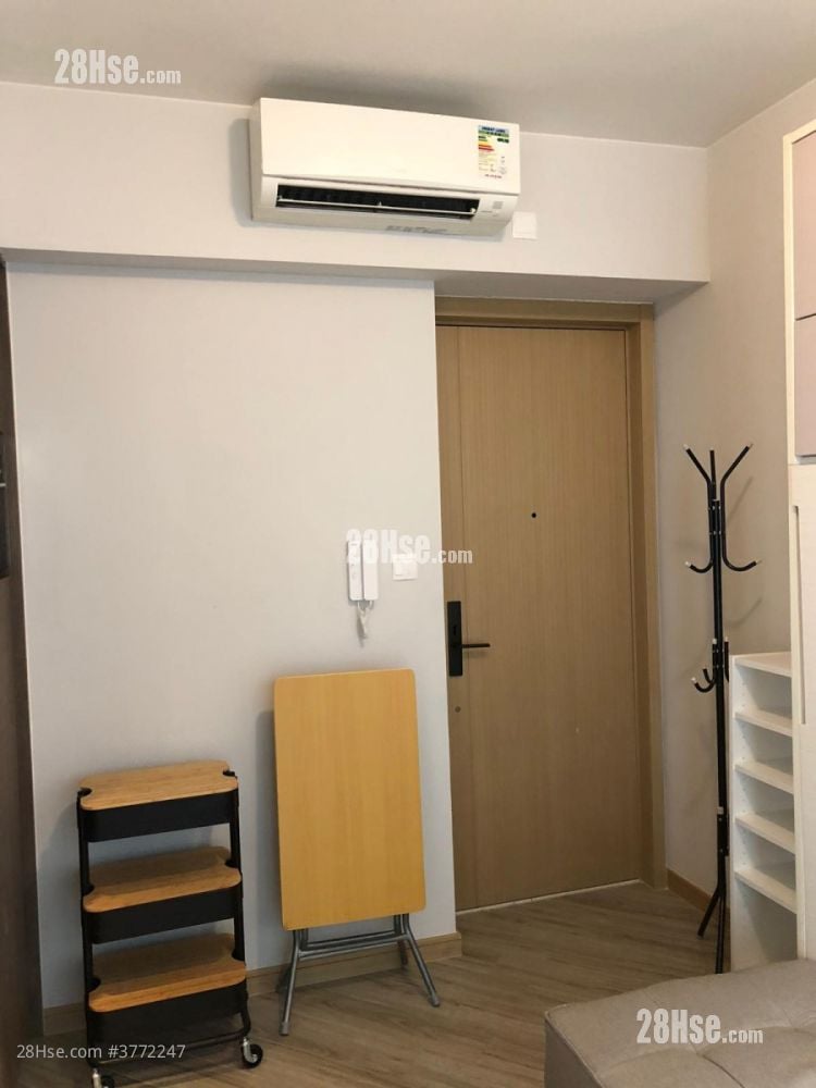 South Walk Aura Sell Studio , 1 Bathroom 194 ft²