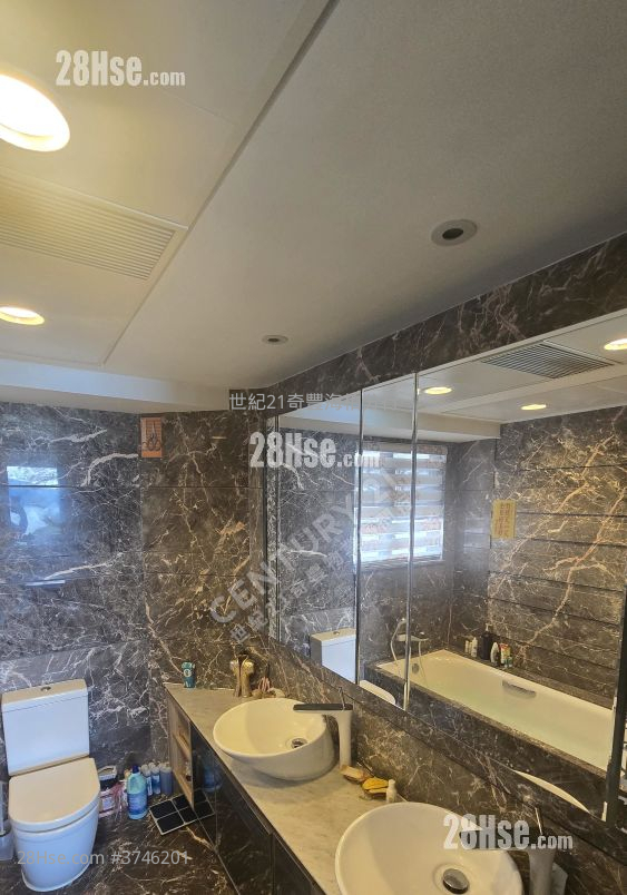 星漣海 租盤 4 房 , 2 浴室 1,286 平方呎