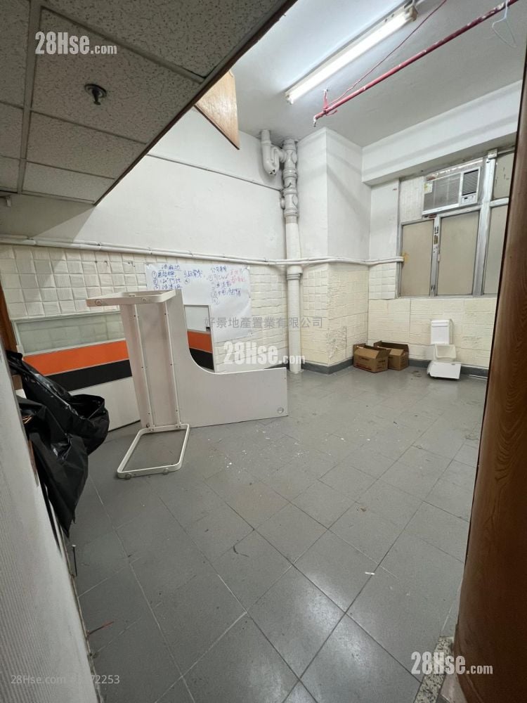 德丰工业中心 售盘 2 房 627 平方尺