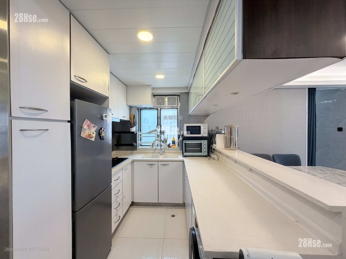 又一村花园 售盘 3 房 , 2 浴室 805 平方尺