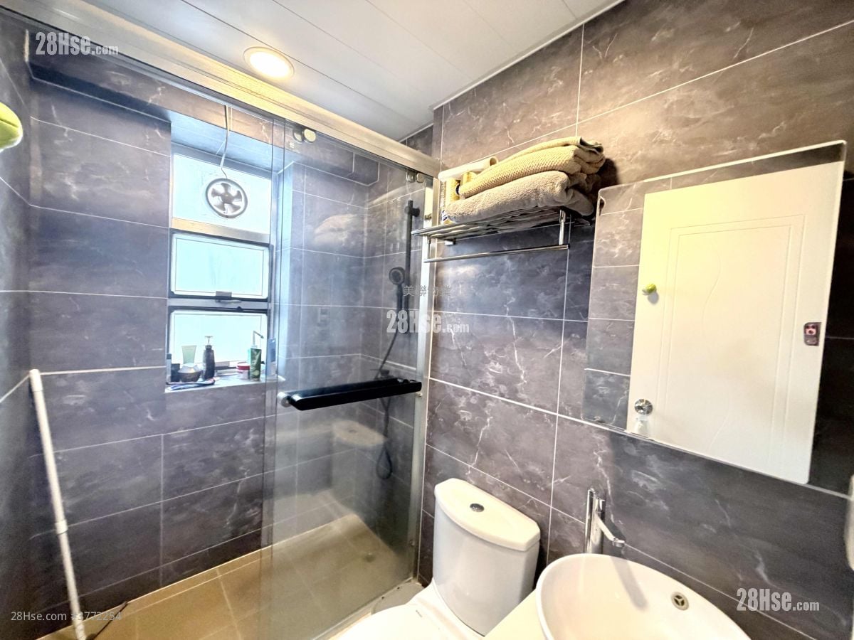 又一村花园 售盘 3 房 , 2 浴室 805 平方尺