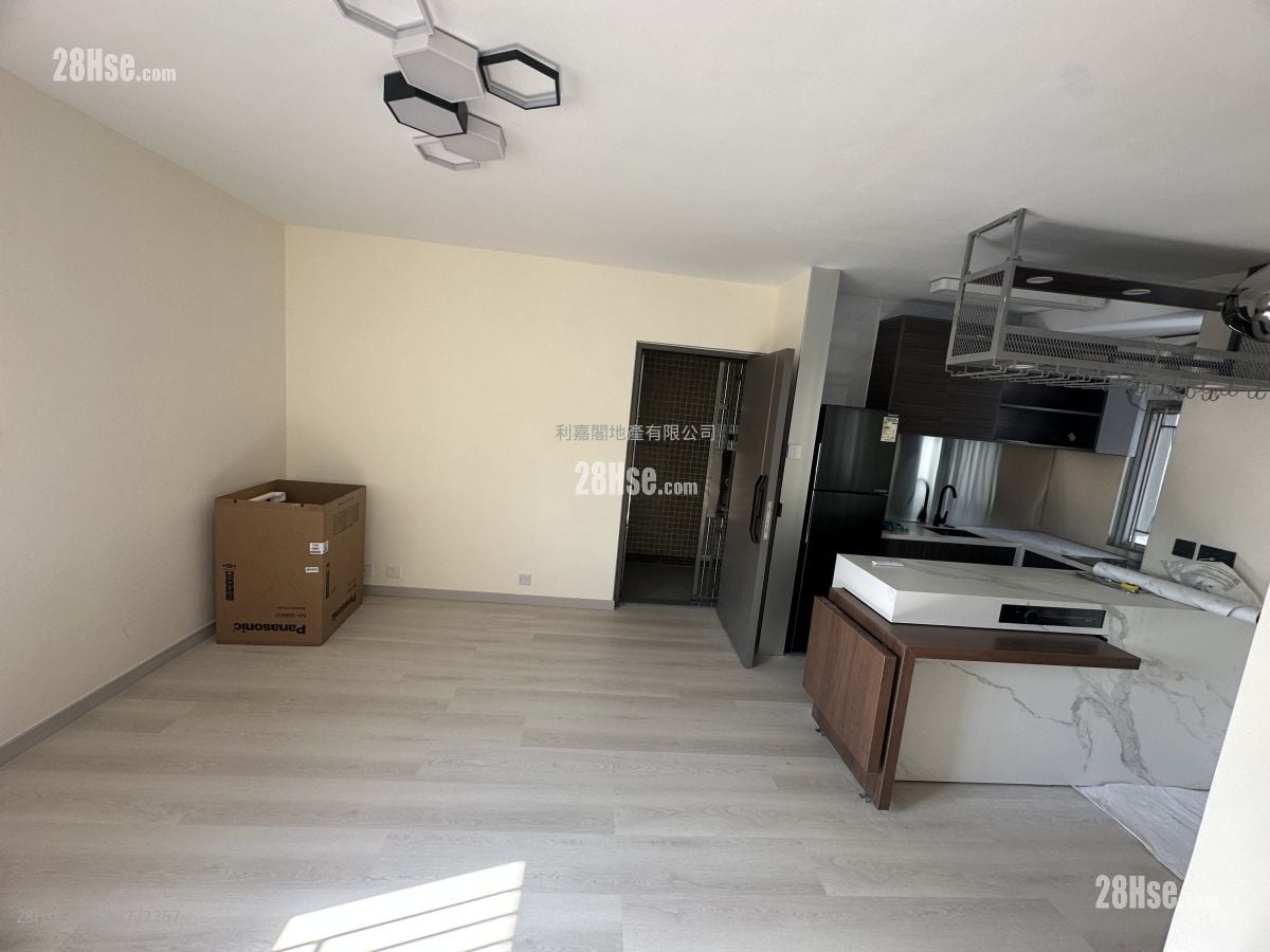 Viking Garden Sell 2 Bedrooms 452 ft²