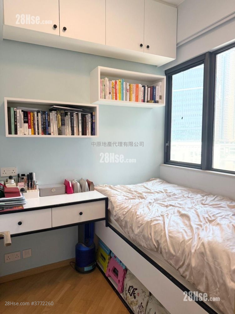 Alto Residences Sell 2 Bedrooms 584 ft²