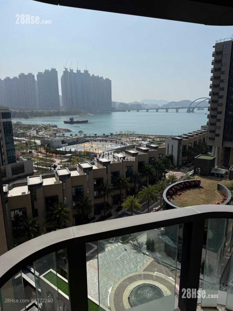 Alto Residences Sell 2 Bedrooms 584 ft²