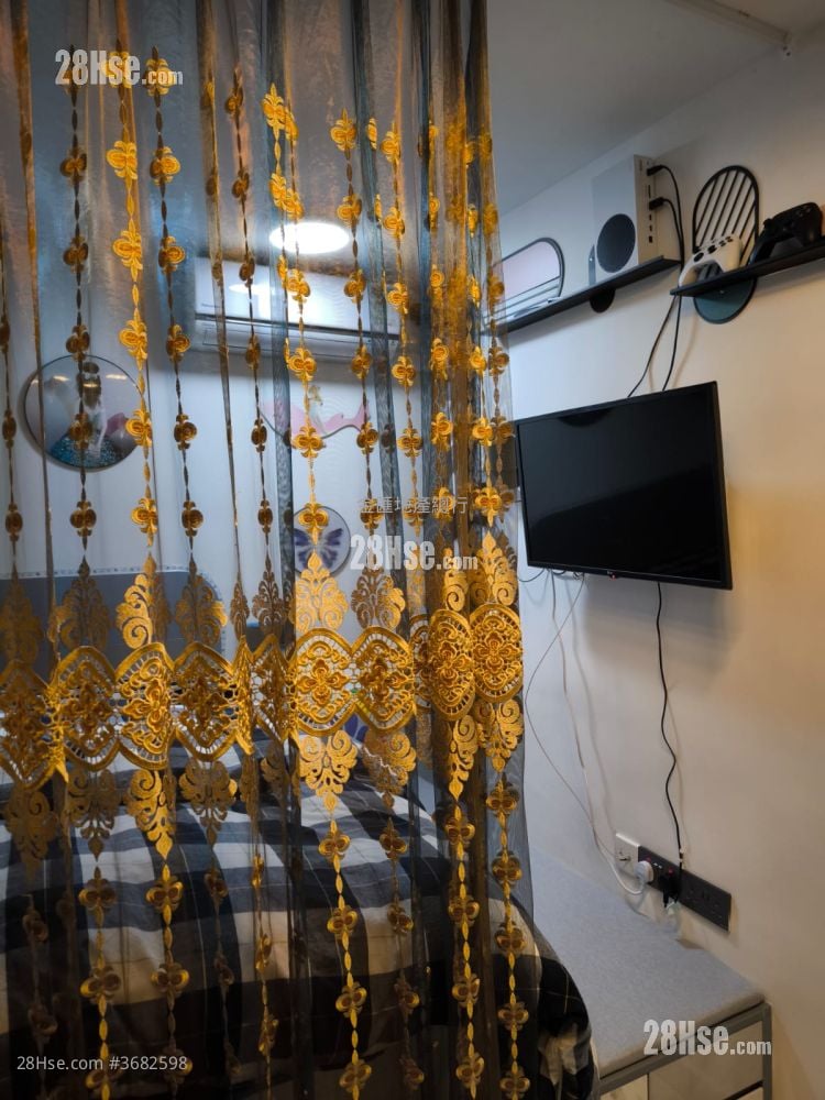 Fung Tak Estate Sell Studio , 1 Bathroom 155 ft²