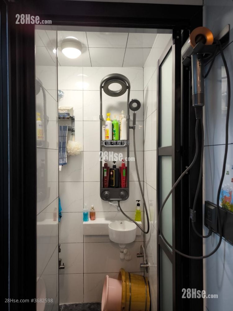 Fung Tak Estate Sell Studio , 1 Bathroom 155 ft²