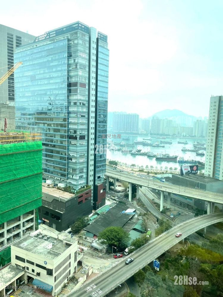 Summit Terrace Sell 481 ft²