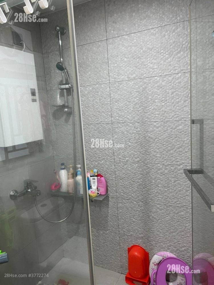 Summit Terrace Sell 481 ft²