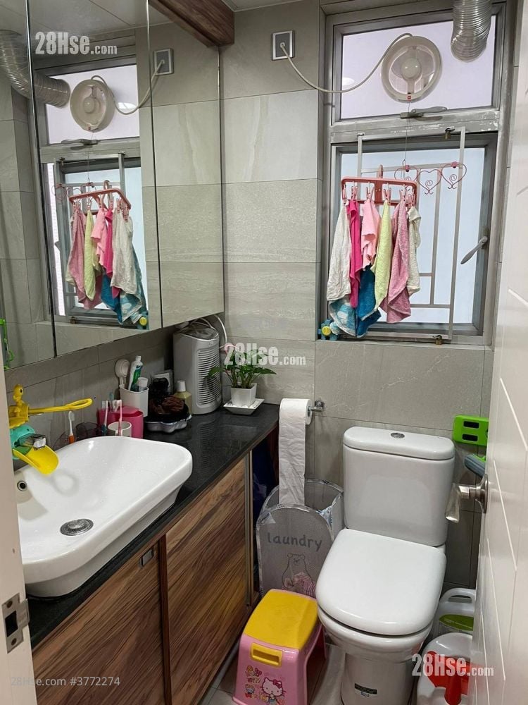 Summit Terrace Sell 481 ft²