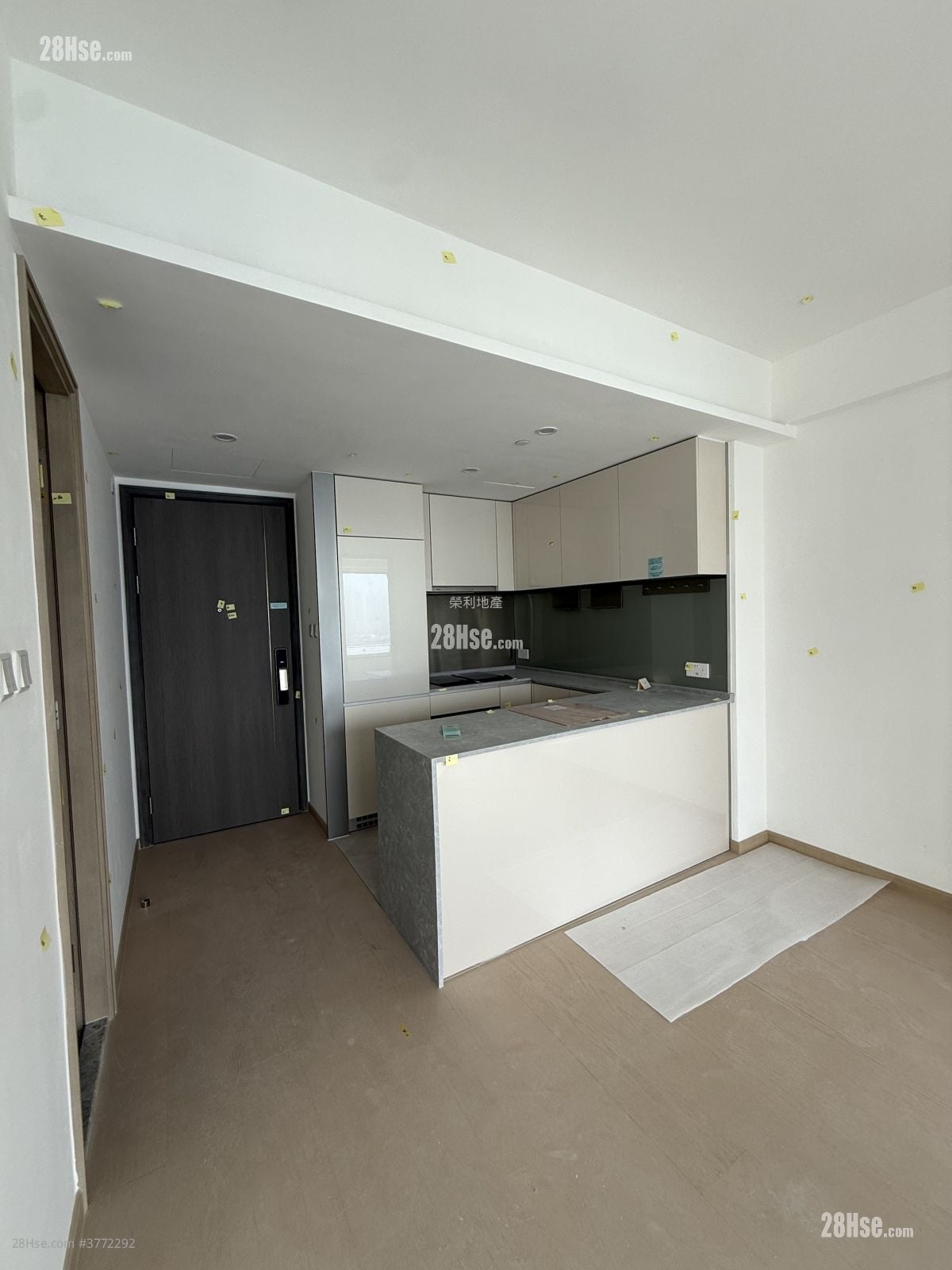 The Coast Line Sell 2 Bedrooms , 1 Bathroom 449 ft²