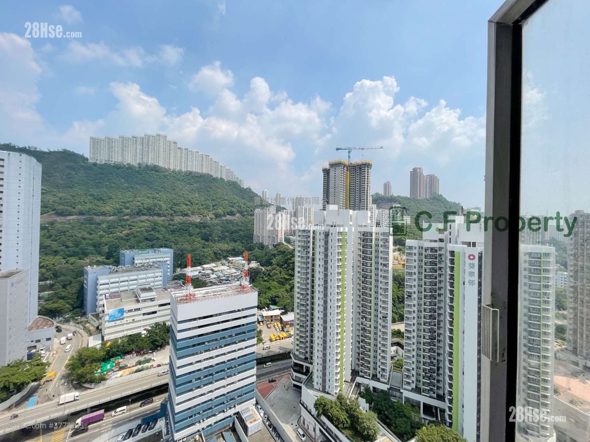 New Kwai Fong Gardens Sell 2 Bedrooms 418 ft²