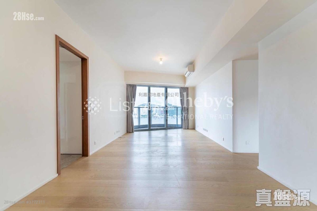 Mount Parker Residences Sell 4 Bedrooms , 3 Bathrooms 1,396 ft²