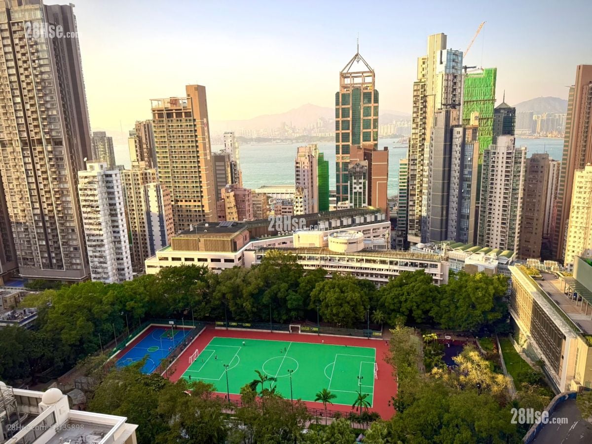 Euston Court Sell 3 Bedrooms , 2 Bathrooms 790 ft²