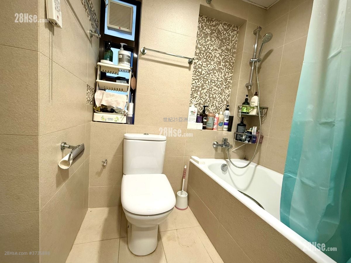 Euston Court Sell 3 Bedrooms , 2 Bathrooms 790 ft²