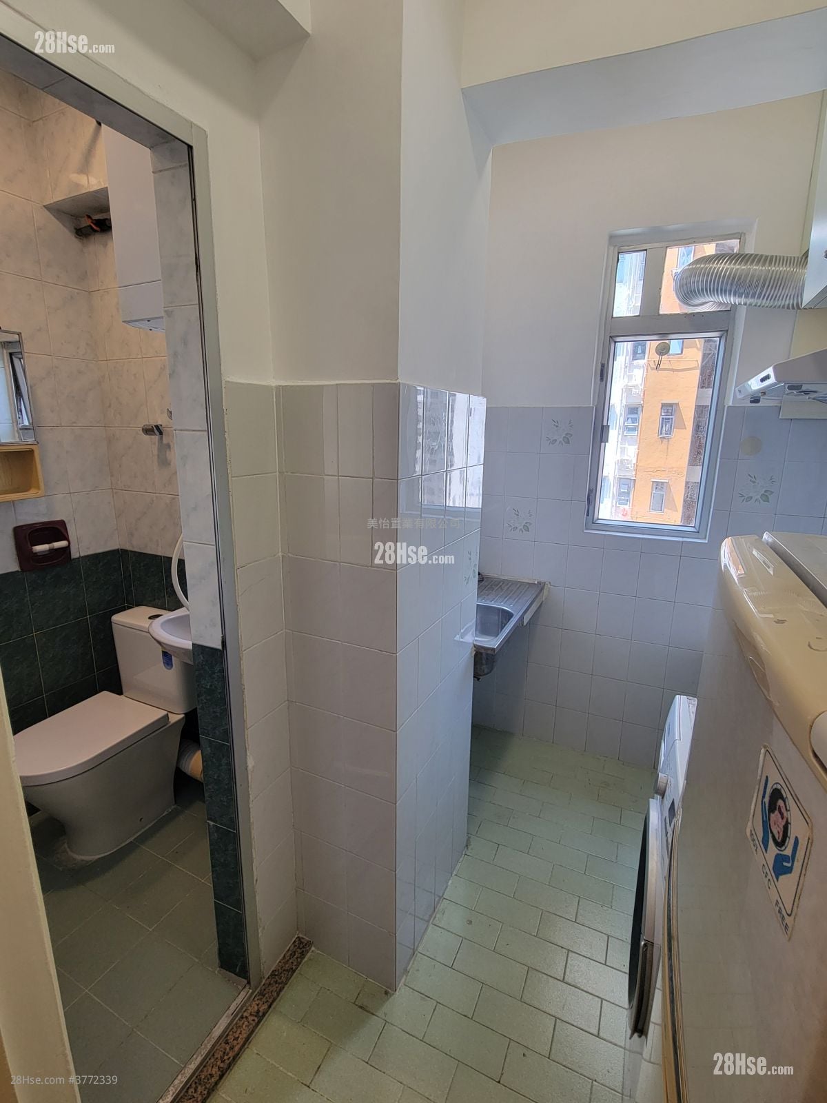 Sun Lee Building Rental 2 Bedrooms , 1 Bathroom 280 ft²