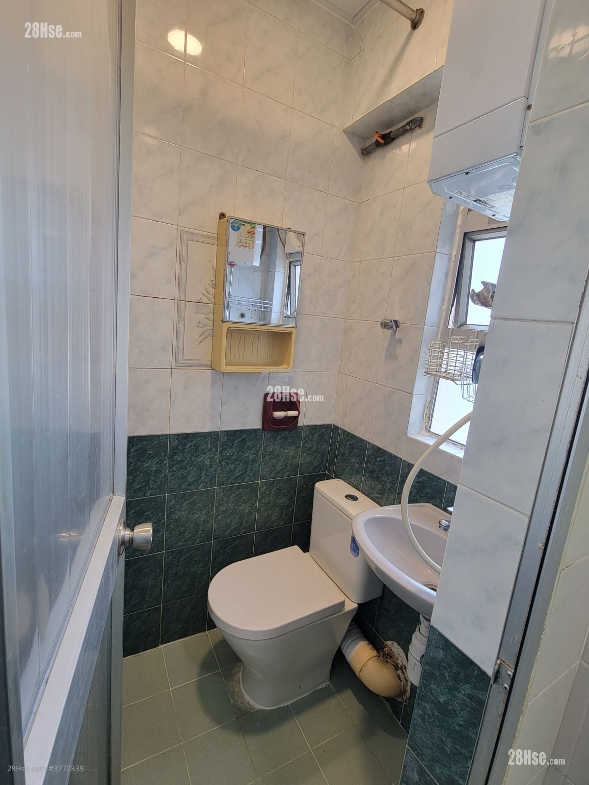 Sun Lee Building Rental 2 Bedrooms , 1 Bathroom 280 ft²