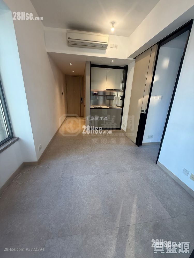 Downtown 38 售盘 1 房 309 平方尺