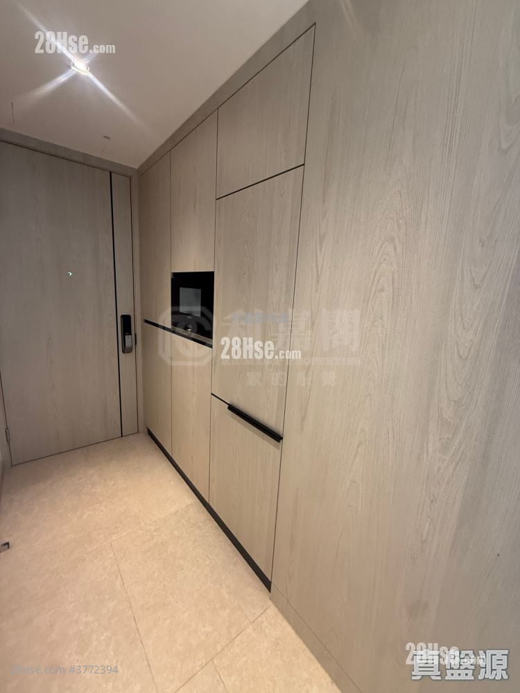 Downtown 38 售盘 1 房 309 平方尺