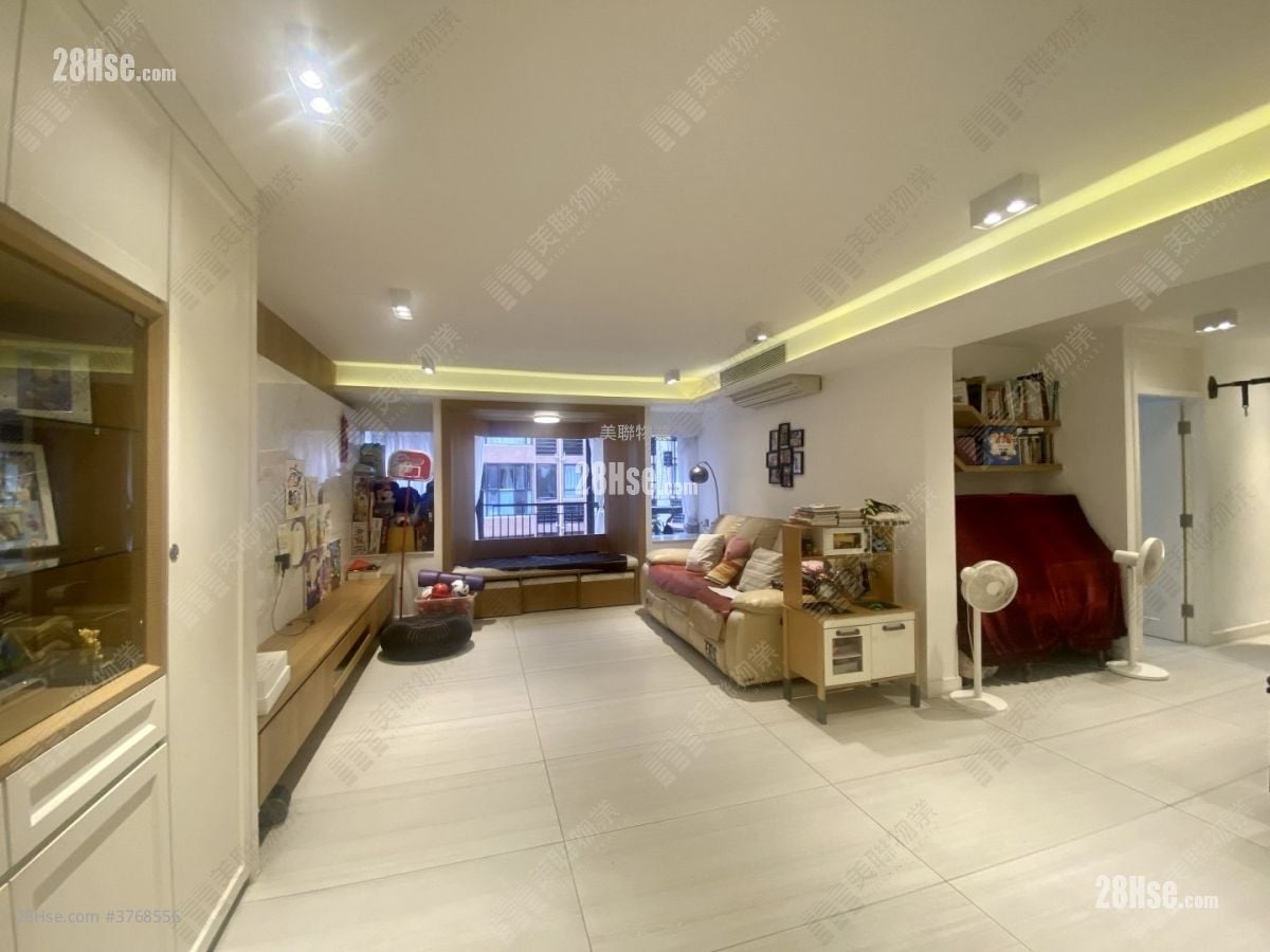 碧华花园 售盘 3 房 1,211 平方尺