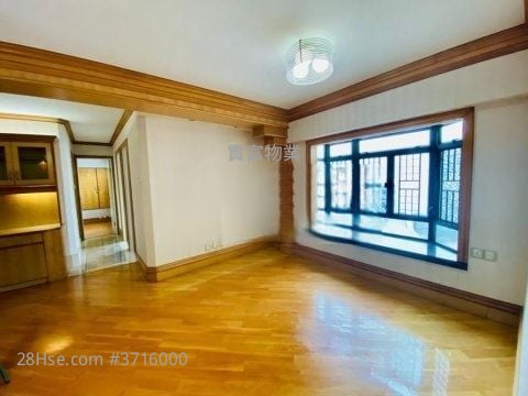 Lagoon Court Rental 3 Bedrooms , 1 Bathroom 598 ft²