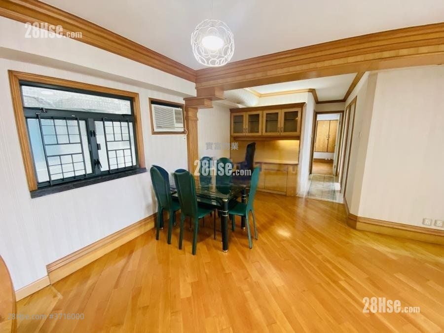 Lagoon Court Rental 3 Bedrooms , 1 Bathroom 598 ft²