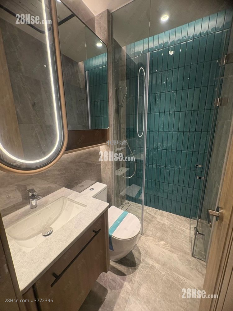 朗天峰 售盘 1 房 286 平方尺