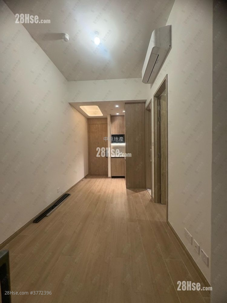 朗天峰 售盘 1 房 286 平方尺