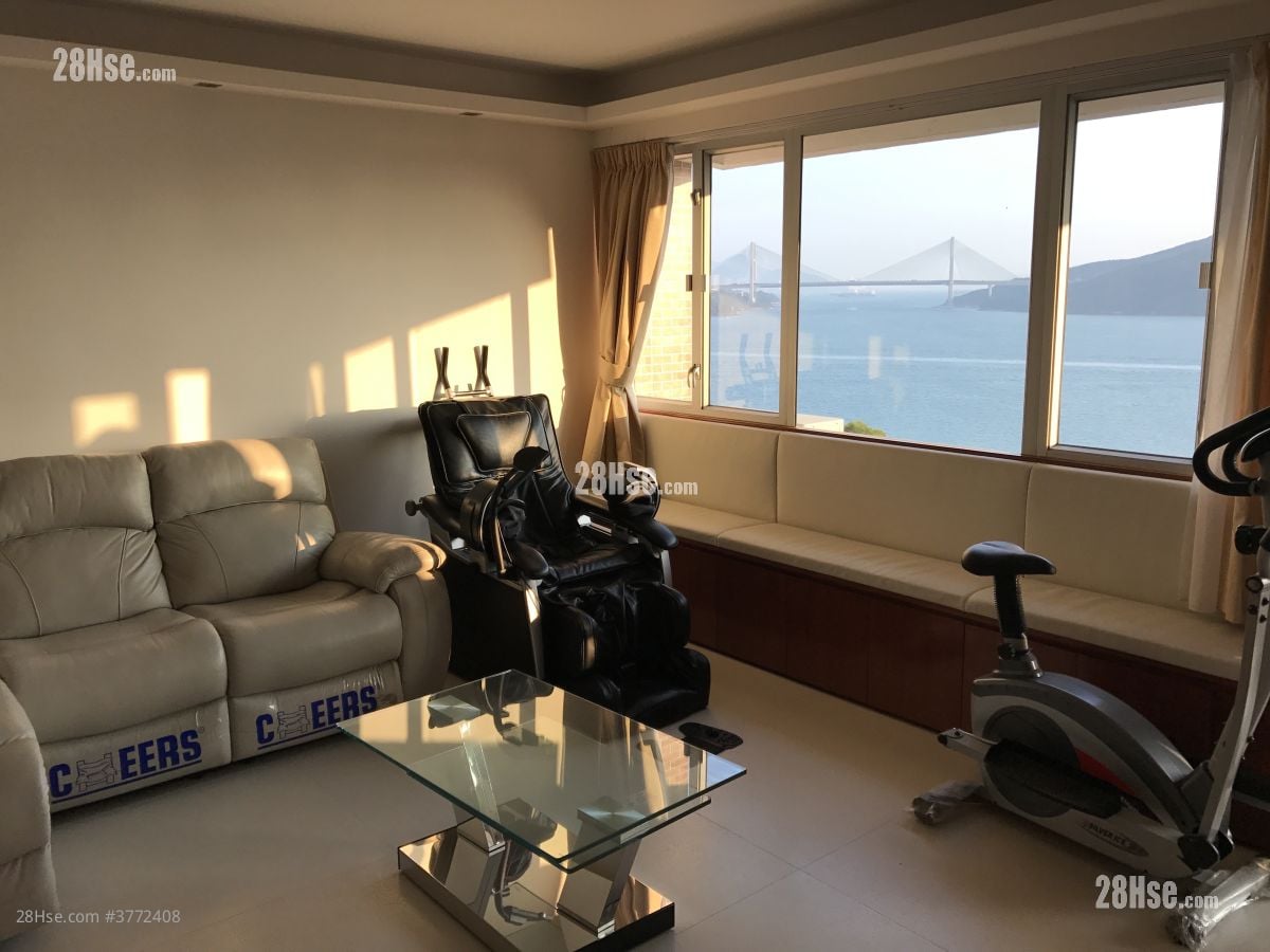 Hong Kong Garden Sell 3 Bedrooms , 3 Bathrooms 1,382 ft²