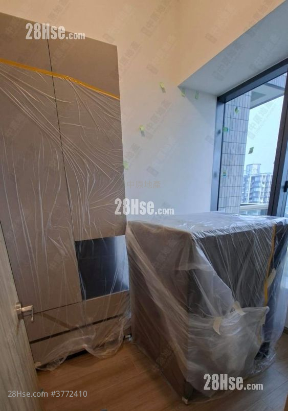 朗天峰 售盘 1 房 286 平方尺