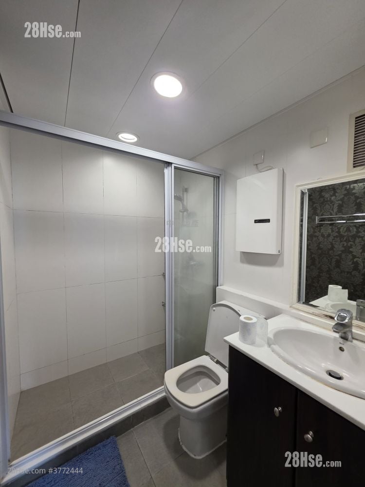 Pacific Palisades Sell 3 Bedrooms , 2 Bathrooms 843 ft²