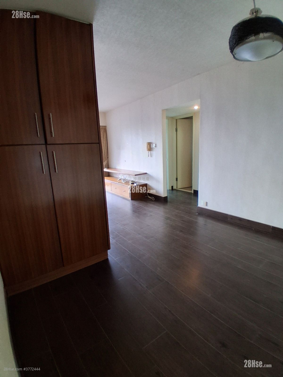 Pacific Palisades Sell 3 Bedrooms , 2 Bathrooms 843 ft²