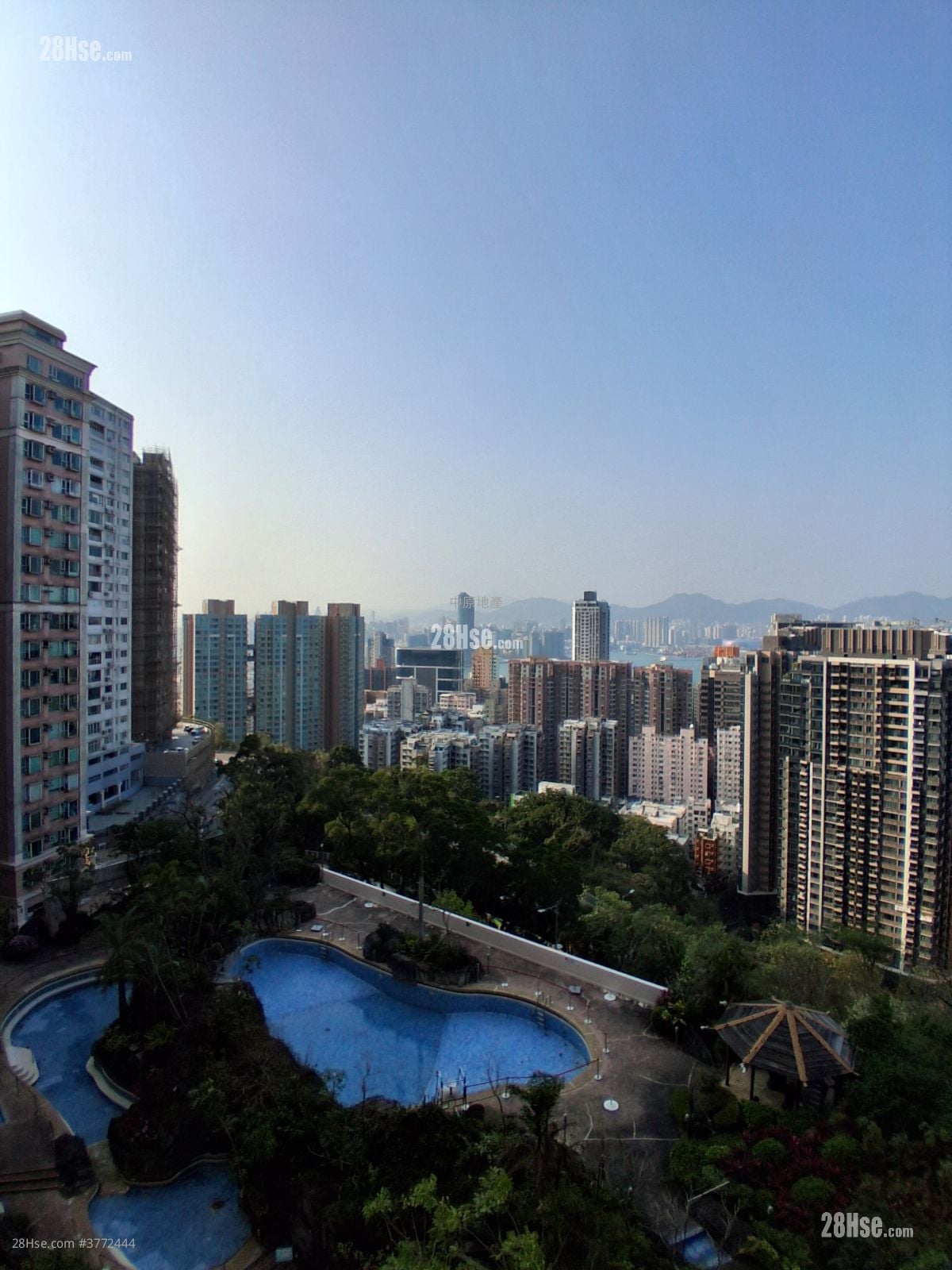 Pacific Palisades Sell 3 Bedrooms , 2 Bathrooms 843 ft²