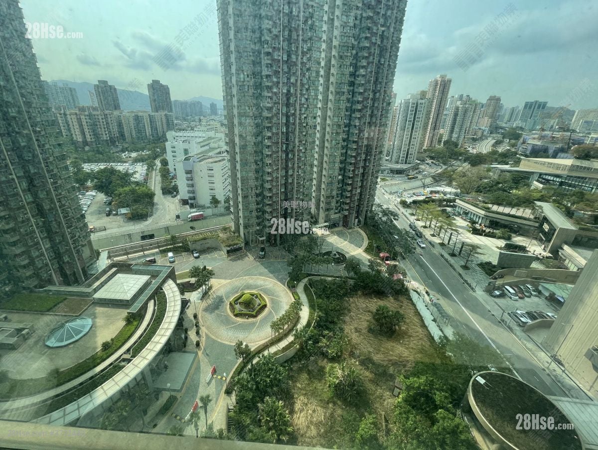 Yoho Town Sell 2 Bedrooms , 1 Bathroom 393 ft²