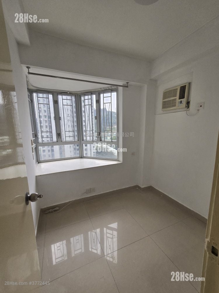 Grandeur Garden Sell 2 Bedrooms , 1 Bathroom 314 ft²