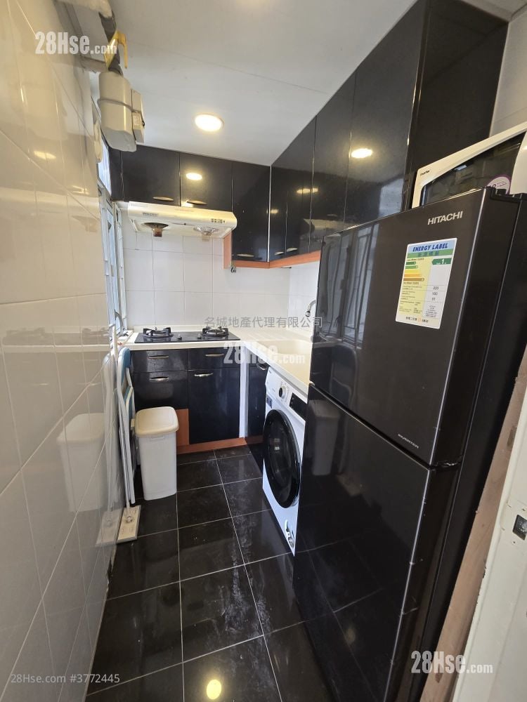 Grandeur Garden Sell 2 Bedrooms , 1 Bathroom 314 ft²