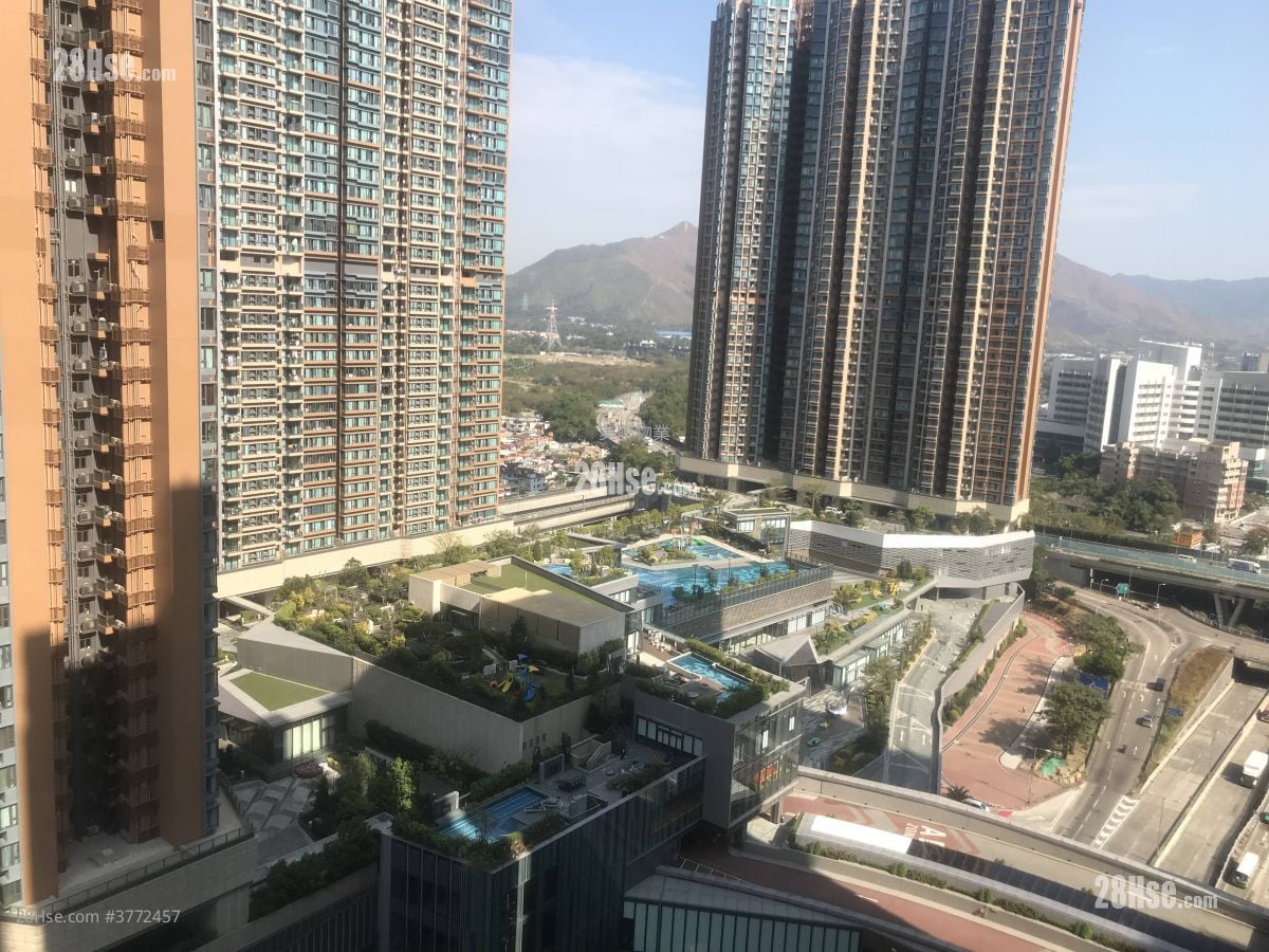 Yoho Midtown Sell 2 Bedrooms , 1 Bathroom 443 ft²