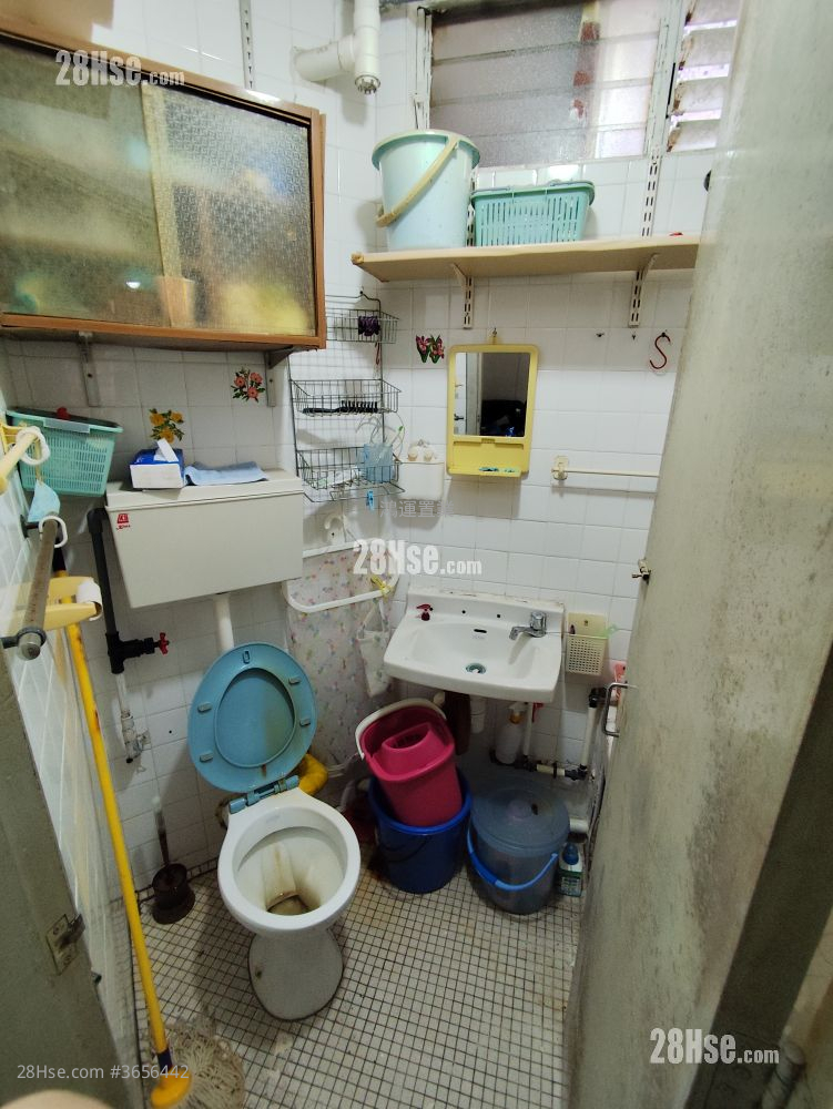 景林邨 售盤 3 房 , 1 浴室 485 平方呎