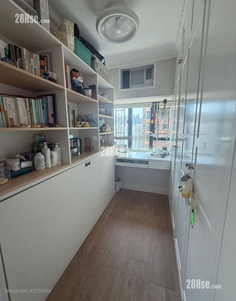 南丰广场 售盘 3 房 607 平方尺