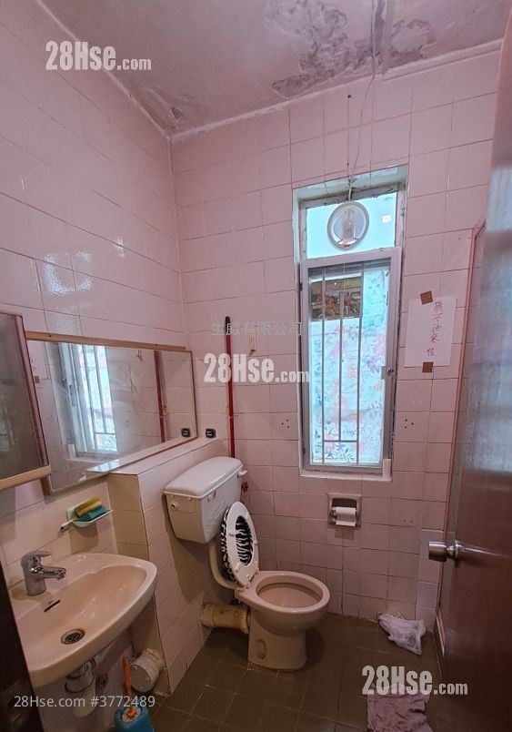 富安花园 售盘 3 房 , 1 浴室 589 平方尺