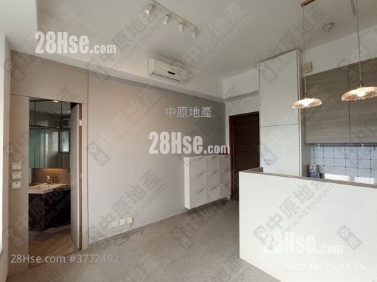 The Reach Sell 1 Bedroom 356 ft²