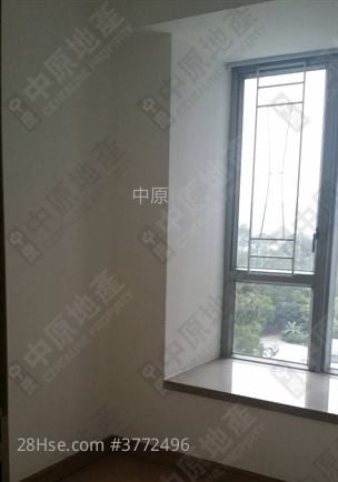 The Reach Sell 2 Bedrooms 440 ft²